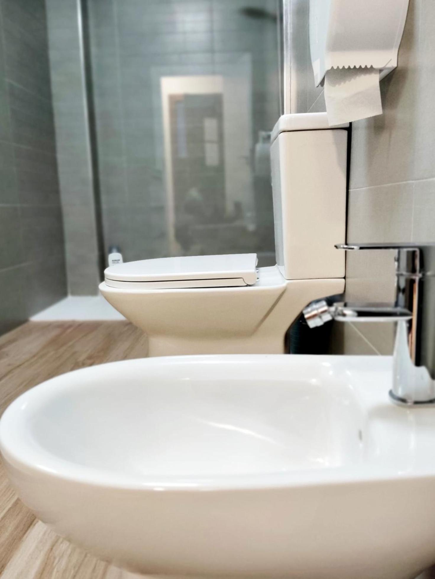 Piso Compartido Cerca Corteingles Jaen Ngoại thất bức ảnh